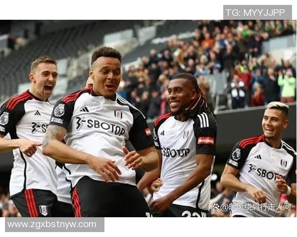 曼联与富勒姆激战正酣比分揭晓引发球迷热议