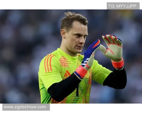 诺伊尔因重伤缺席赛季拜仁急寻德赫亚补位救火