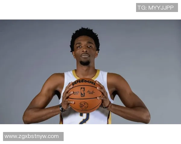 赫伯特琼斯：从篮球新星到职业生涯的辉煌历程与未来展望