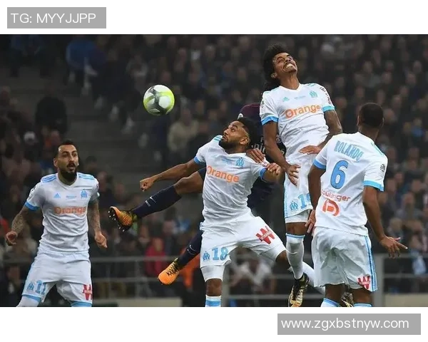 霍尔比与恩比的激烈对决揭示了足球战术的新趋势与球队实力的较量