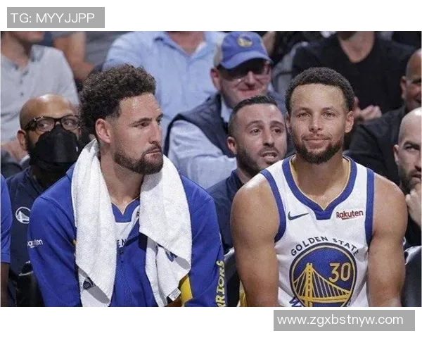 鹈鹕对阵勇士NBA直播精彩对决全程回顾与分析 鹈鹕对阵勇士NBA直播精彩对决全程回顾与分析