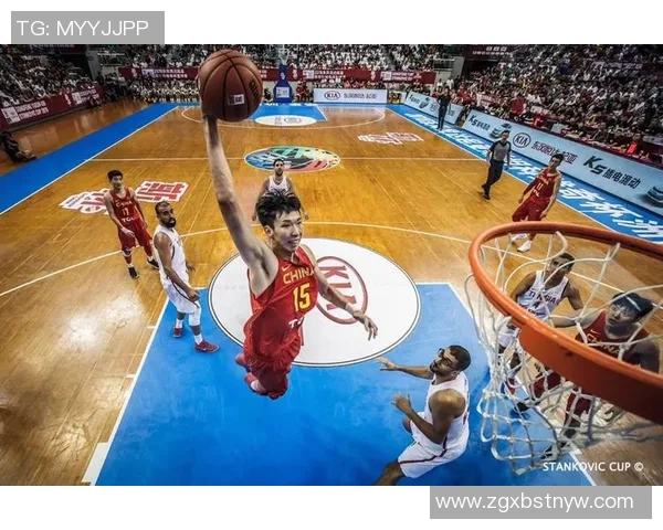 中国红队迎战突尼斯力争在国际赛场上再创佳绩 中国红队迎战突尼斯力争在国际赛场上再创佳绩