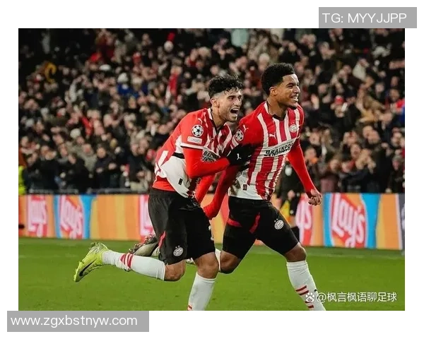 乌特勒支主场迎战埃因霍温双方争夺荷甲争冠关键战役