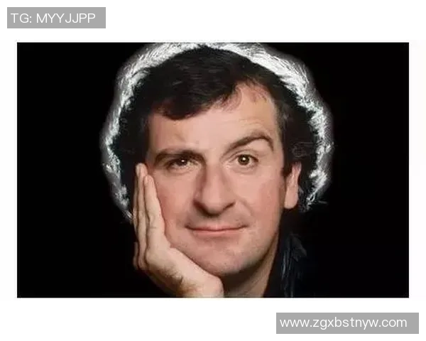 亚当斯的传奇人生与影响力探索：从平凡到伟大的奋斗历程