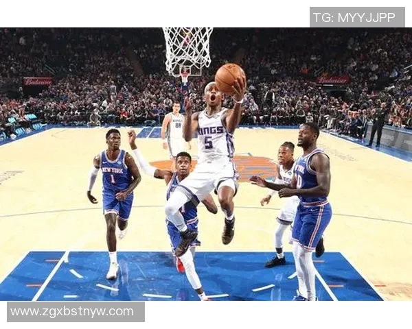 国王队与尼克斯队精彩对决全景图集回顾篮球盛宴瞬间 国王队与尼克斯队精彩对决全景图集回顾篮球盛宴瞬间