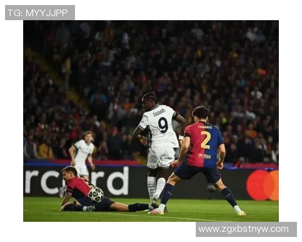 皇马与巴萨再度交锋0814经典对决引发球迷热议