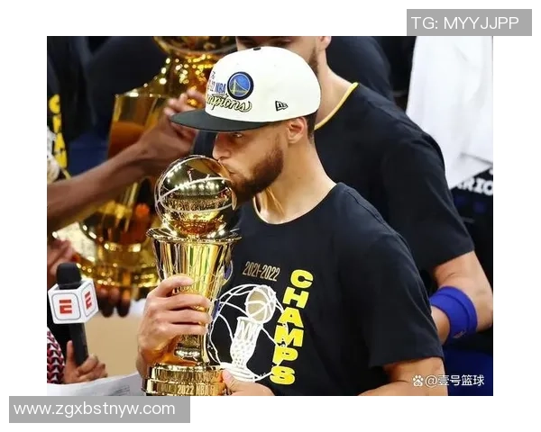 马库斯斯马特的篮球之路与领导力：从新秀到球队核心的蜕变历程